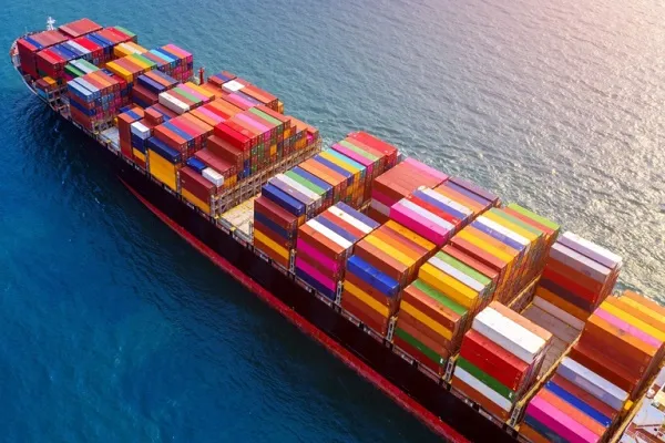 Gümrük İşlemleri ve Vergi Ödemeleri 